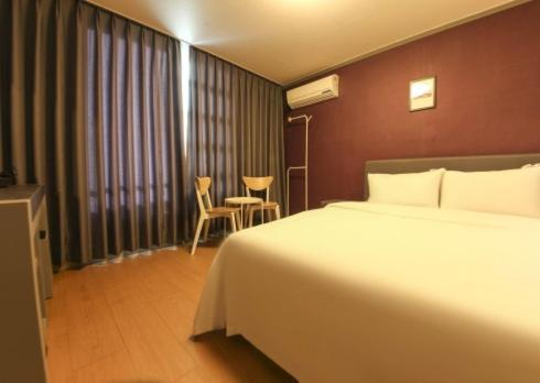ثوتْسو Lighthouse Beach Motel المظهر الخارجي الصورة