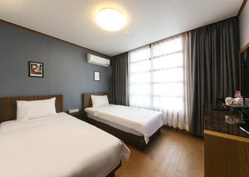 ثوتْسو Lighthouse Beach Motel المظهر الخارجي الصورة